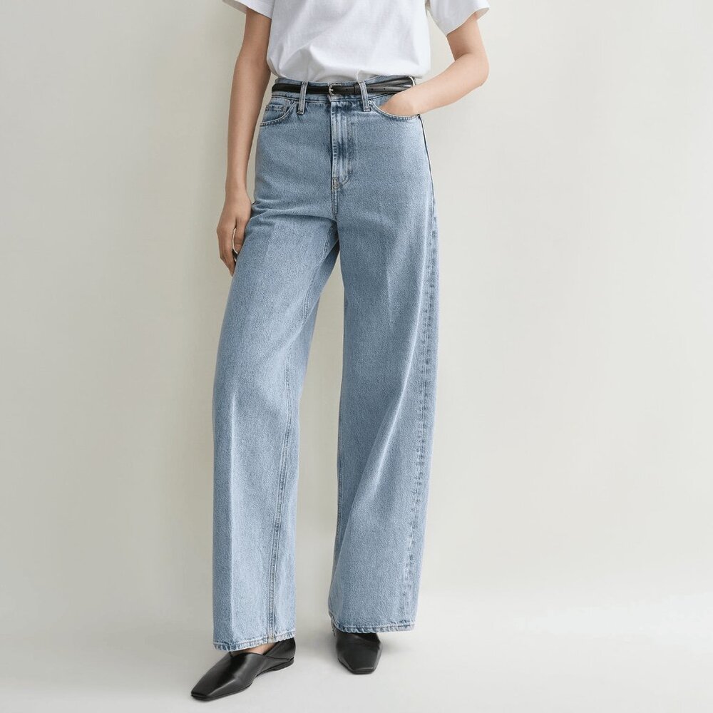 Toteme NWT! Wide Leg Denim Jeans in Cool Blue Size 29 waist/34 length